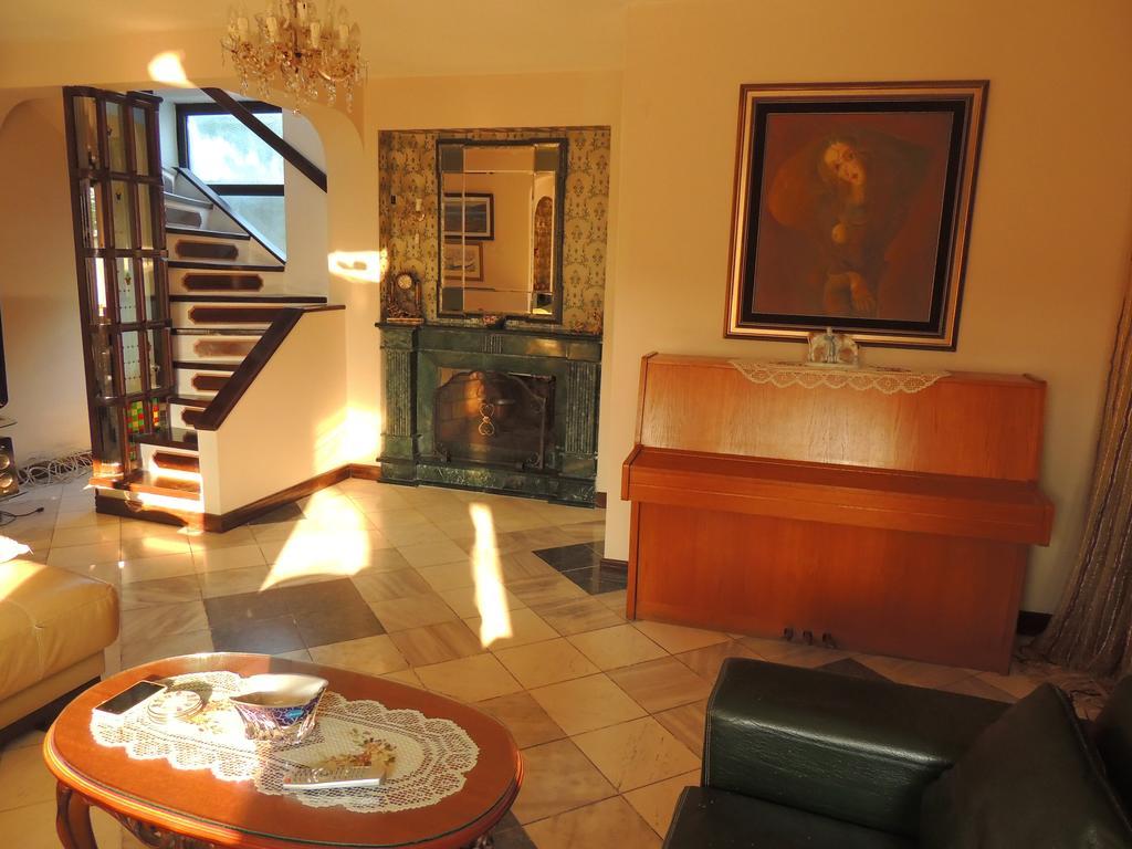 Leisure House Jovovic Villa Bar Room photo